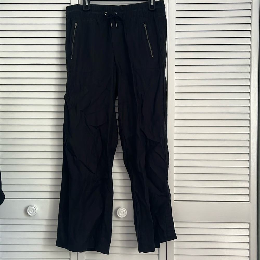 Athleta Cabo Linen pants size 6 Black